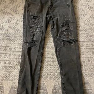 American Eagle ripped Jeans